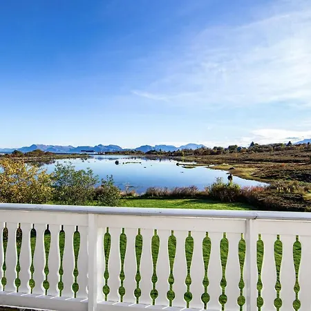 5 Bedroom Gorgeous In *