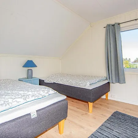 5 Bedroom Gorgeous In * Fjortoft