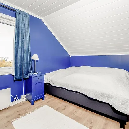 5 Bedroom Gorgeous In *